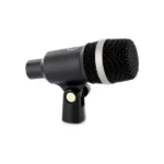AKG D-4